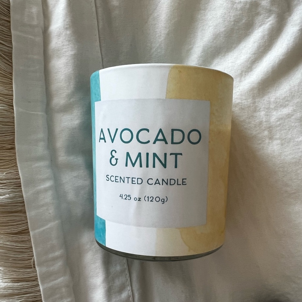 New Avocado & Mint Scented Candle 4.25 oz
